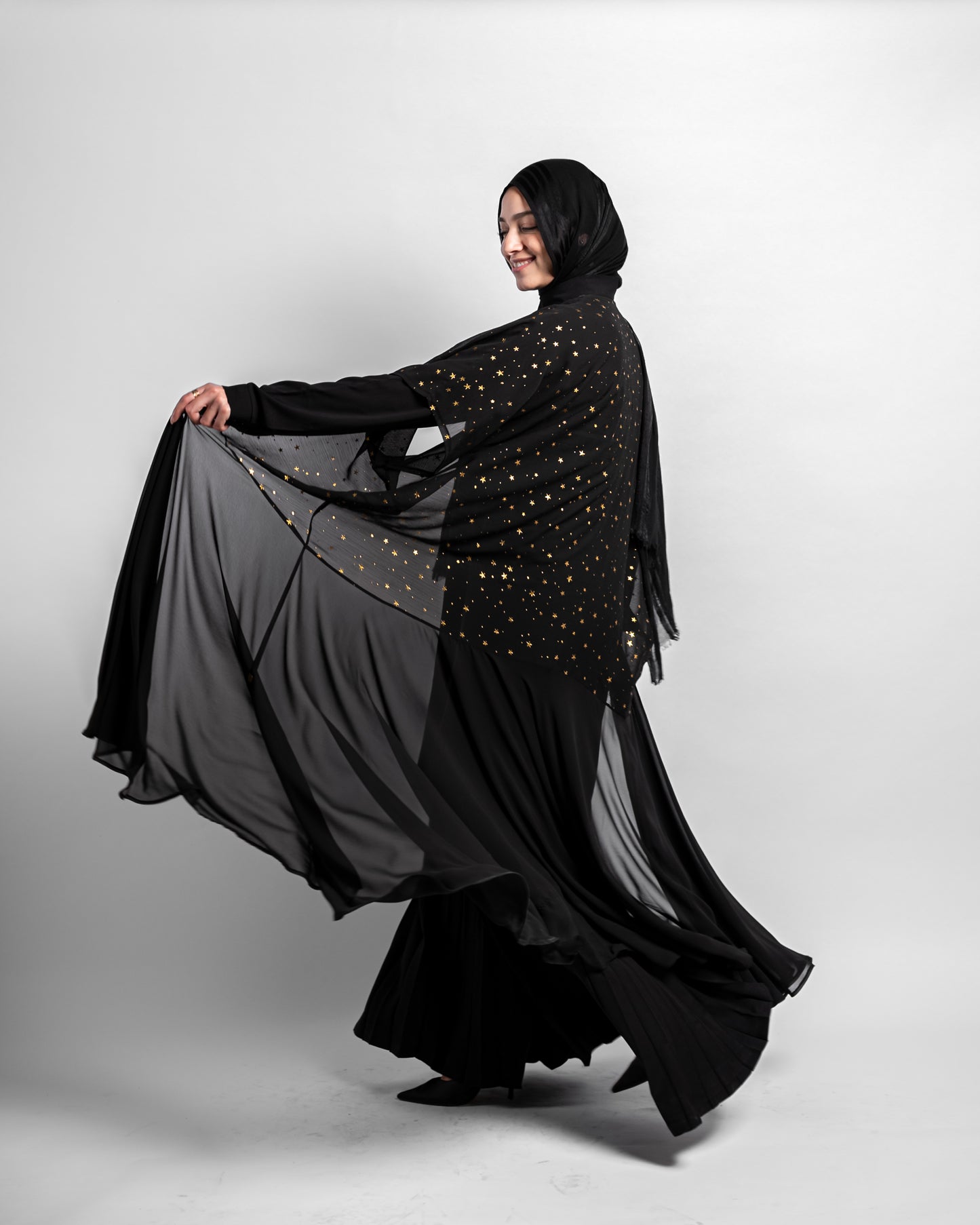 Cloche Cardigan * Stars - Black
