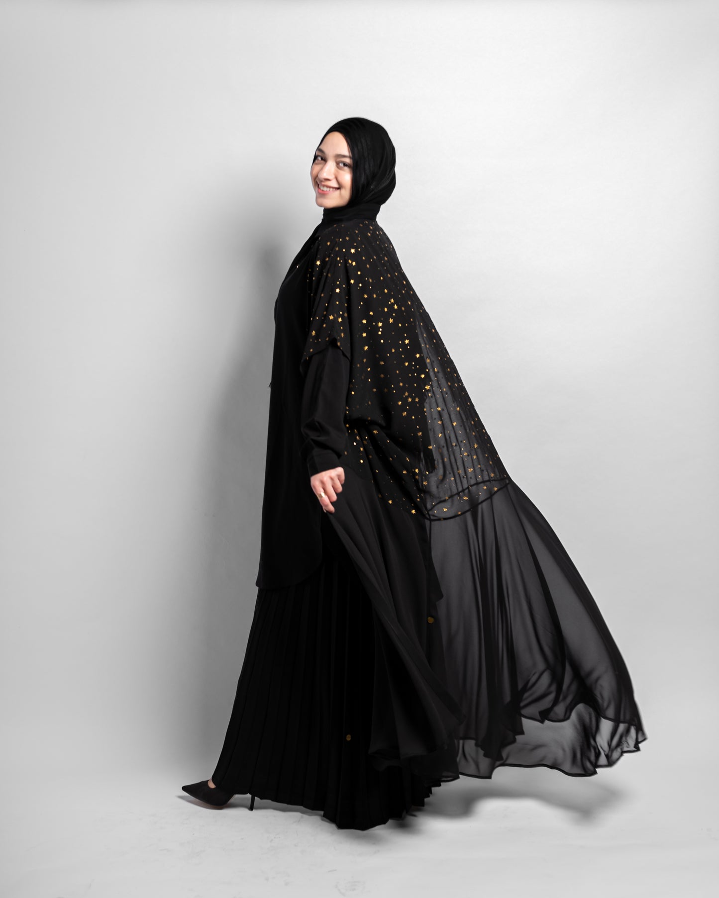 Cloche Cardigan * Stars - Black
