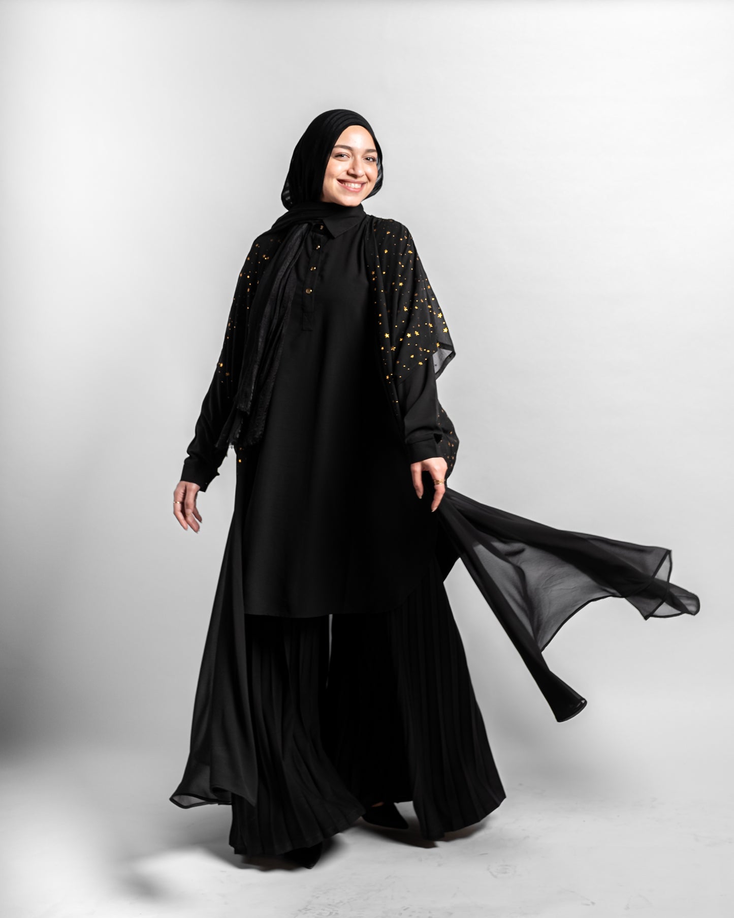 Cloche Cardigan * Stars - Black