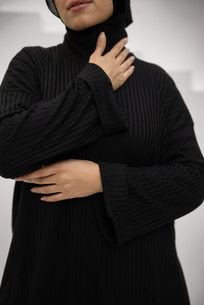 Ribbed Retreat - Black