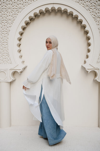 Petal Pleats Cape - White