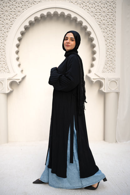 Petal Pleats Cape - Black