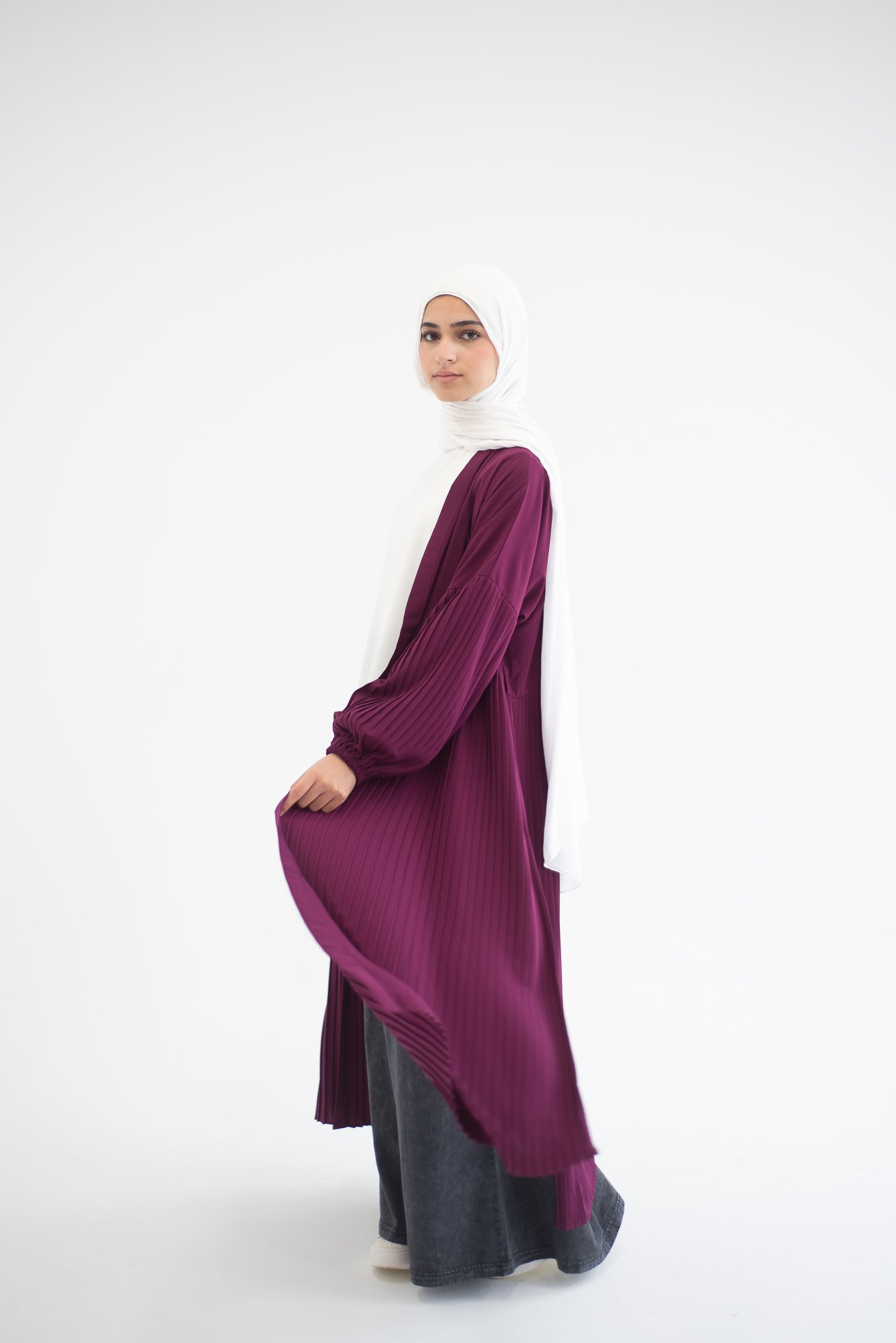 Petal Pleats Cardigan - Burgundy Pink