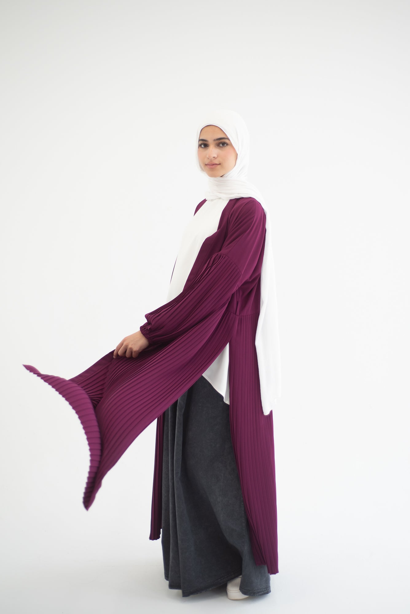 Petal Pleats Cardigan - Burgundy Pink