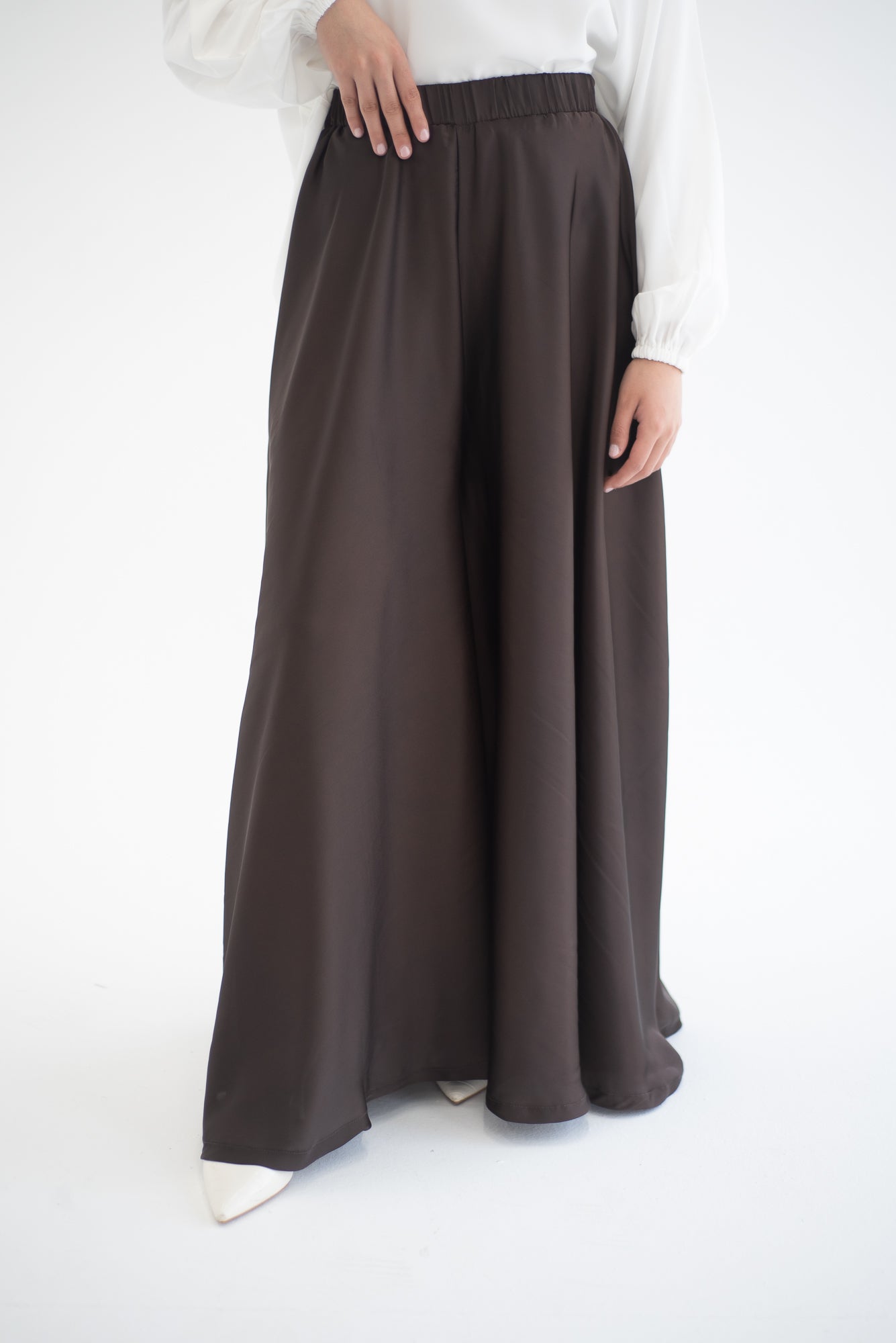 Silk Cloche Pants - Brown