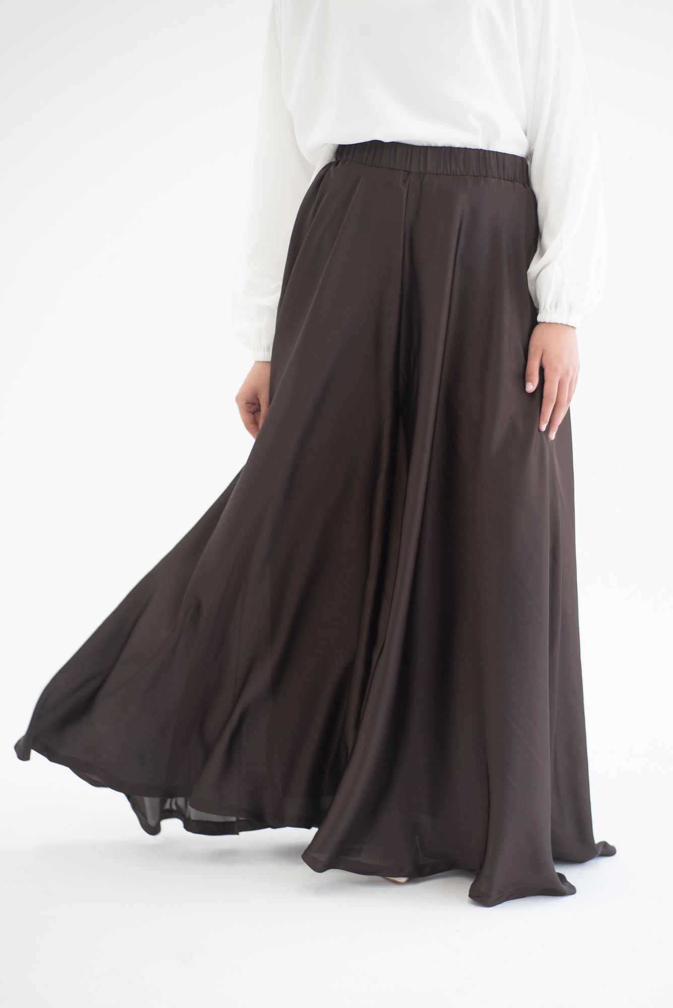 Silk Cloche Pants - Brown