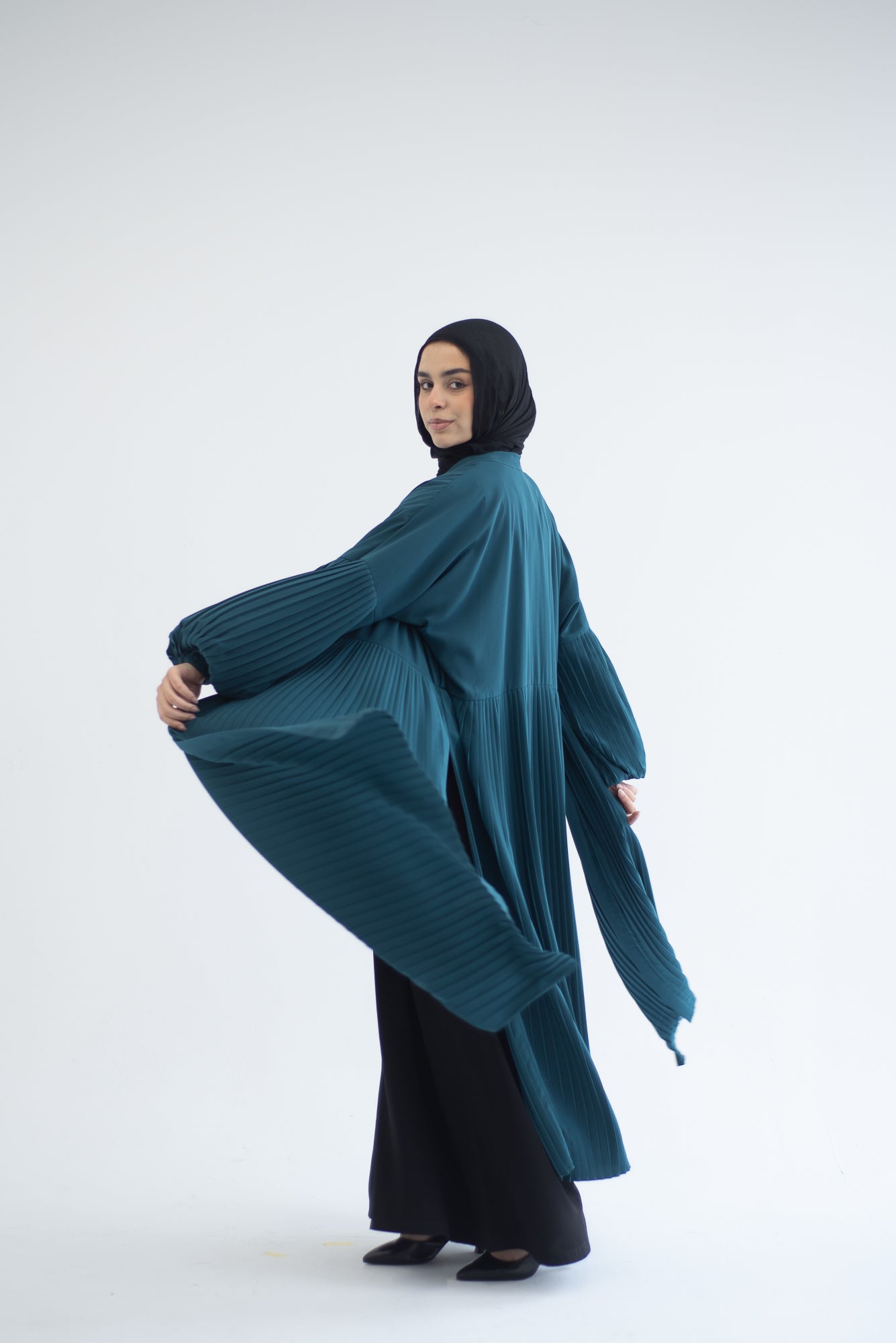 Petal Pleats Cardigan - Teal
