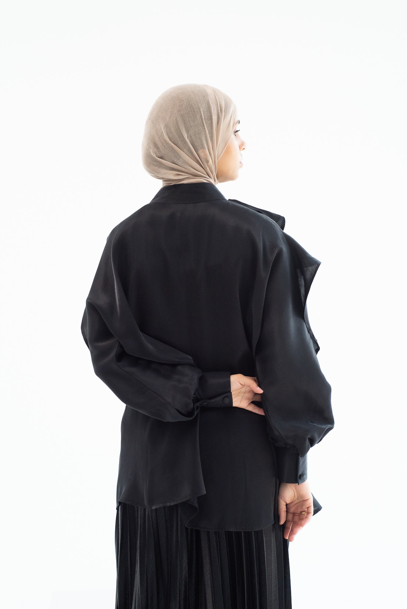 Ruffles Shimmery Top - Black