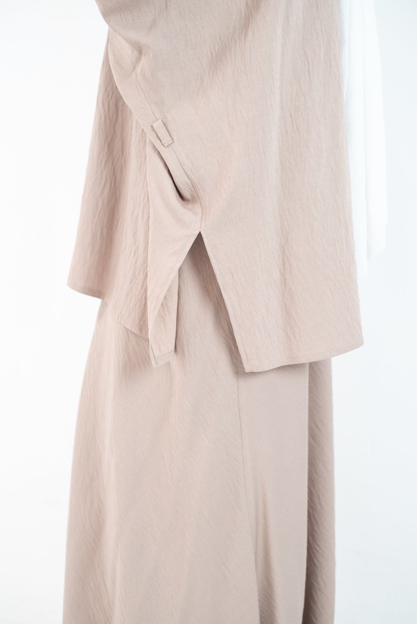 FLARE & FLOW LINEN SET - Beige