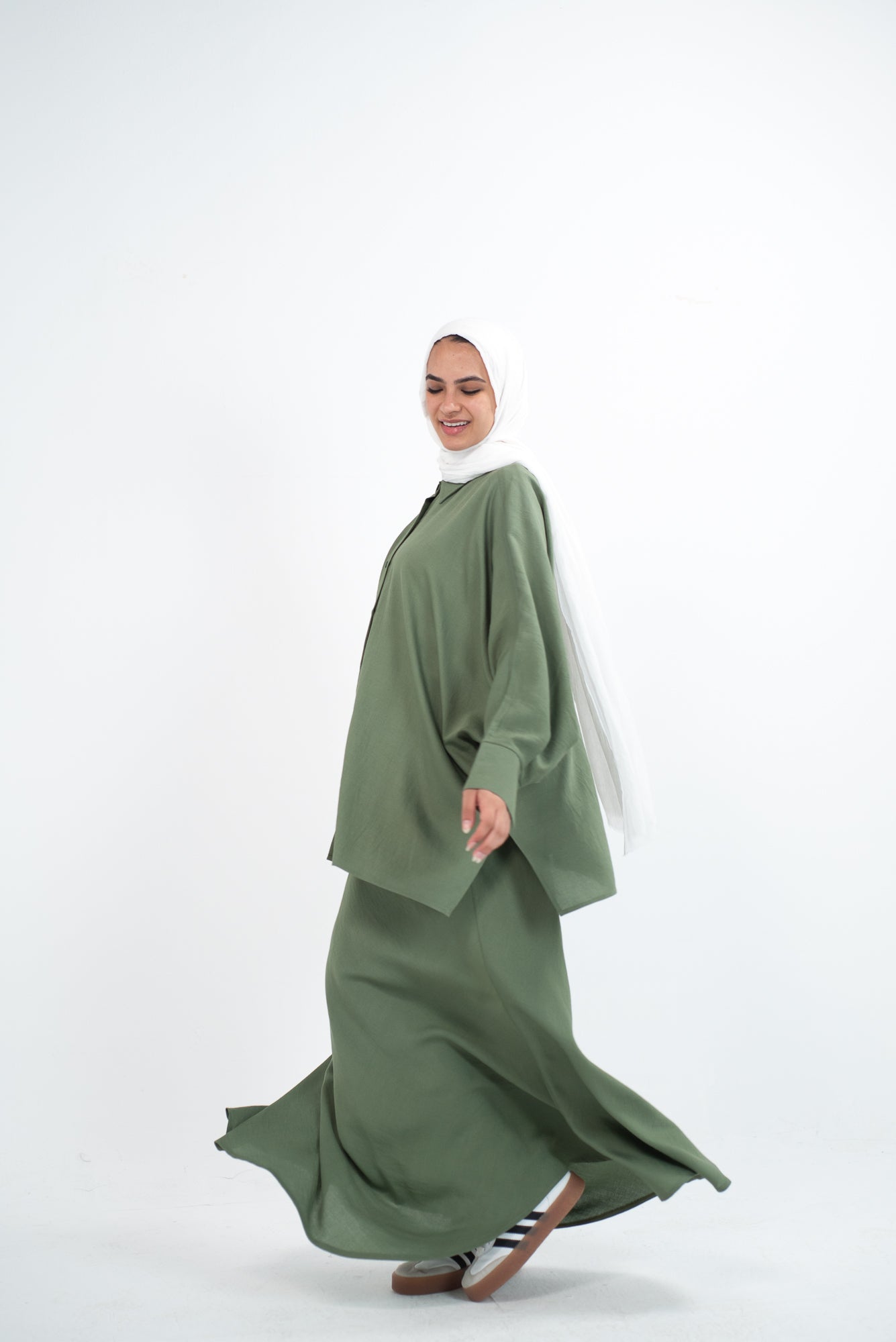 FLARE & FLOW LINEN SET - Olive