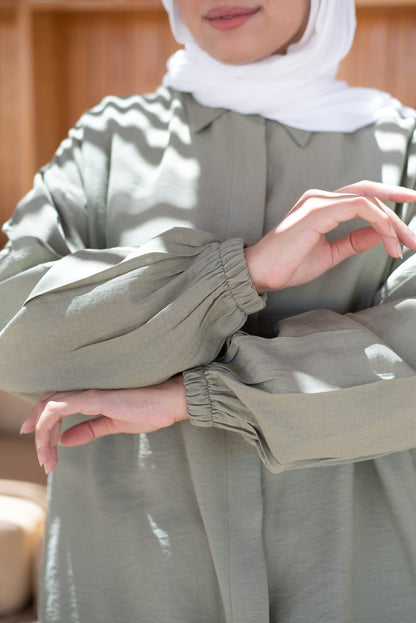 Perfect Pleats Linen Shirt - Light Olive