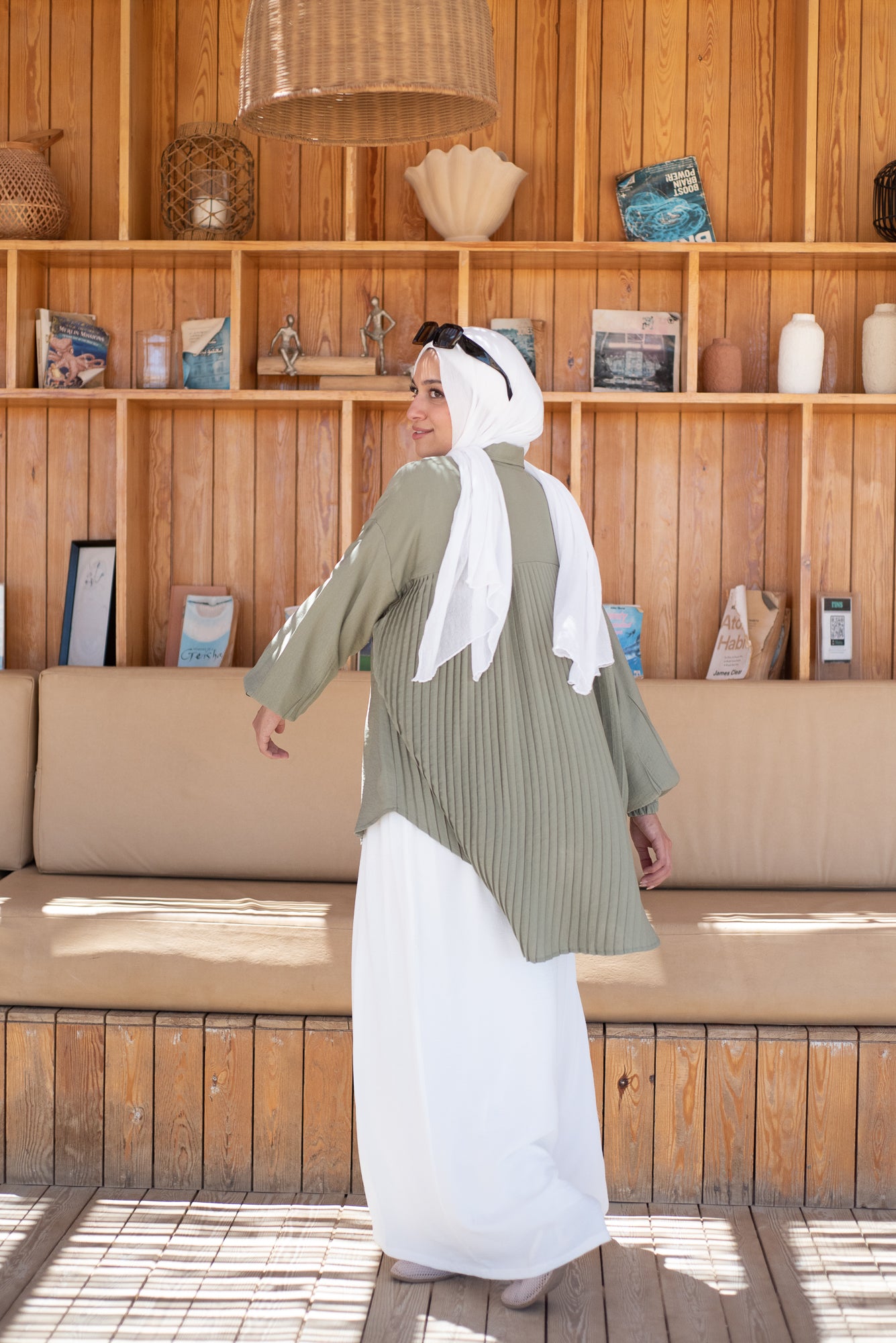 Perfect Pleats Linen Shirt - Light Olive