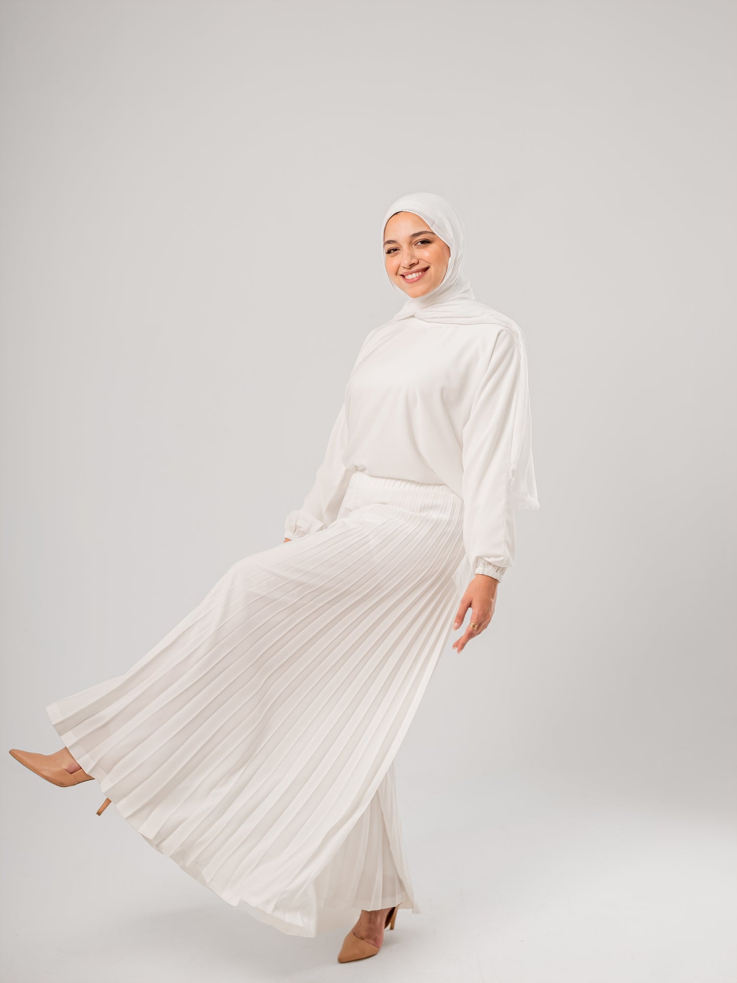 Pleated pants