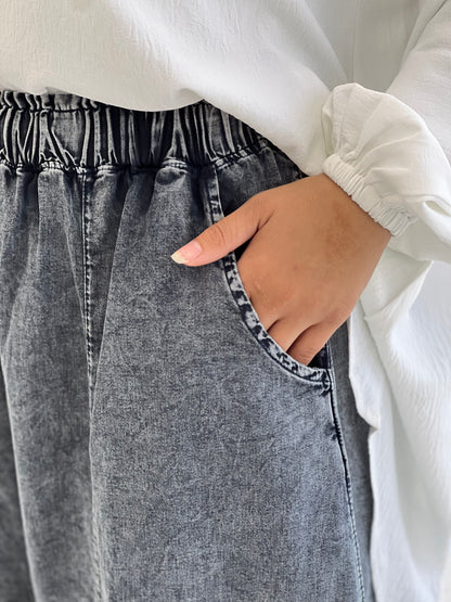 Fine Frills - Washed Grey